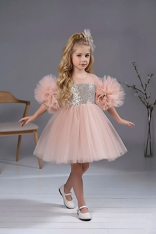 Kol Detaylı Ponponlu Tokalı Pudra Renk Çocuk Abiye