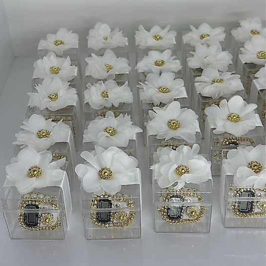 Hediye kutusunda taşlı zikirmatik