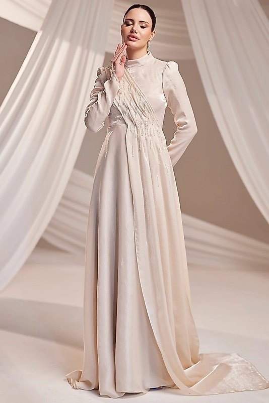 Burak Baran Sude Abiye Krem