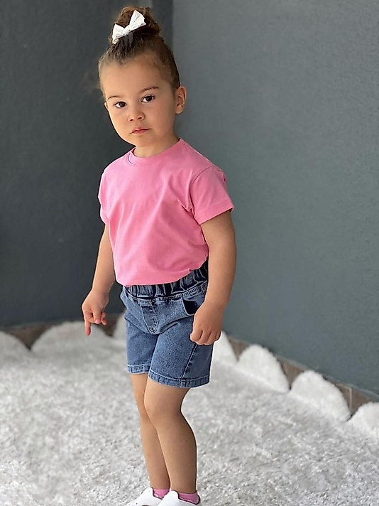 Likralı Pembe Renk Kısa Kot Kombin