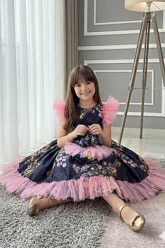 Çiçek desenli Saten Görünümlü Çantalı Tokalı Tarz Çocuk Abiye