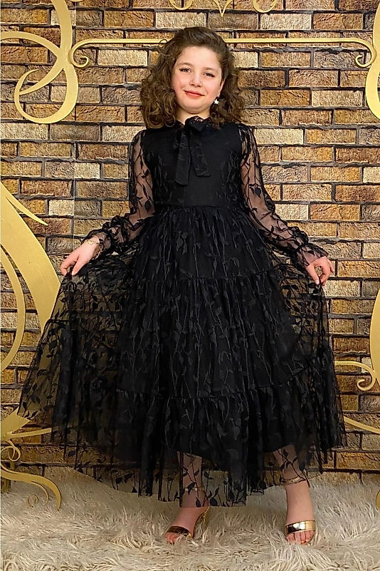Dantelli Yaprak Desenli Tam Boy Siyah Çocuk Abiye