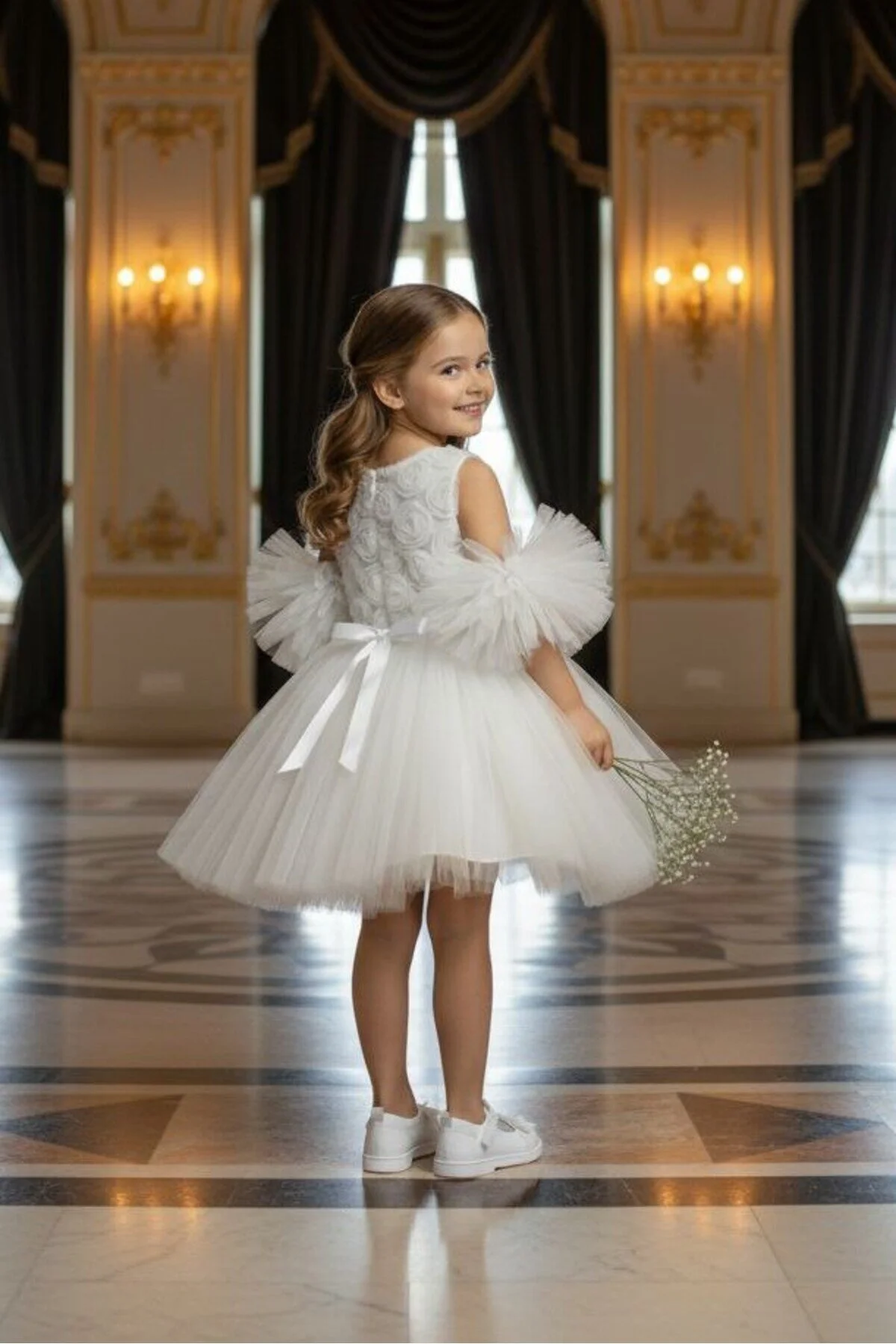 Ponponlu Kollu Gül Kabartmalı Çocuk Abiye Elbise