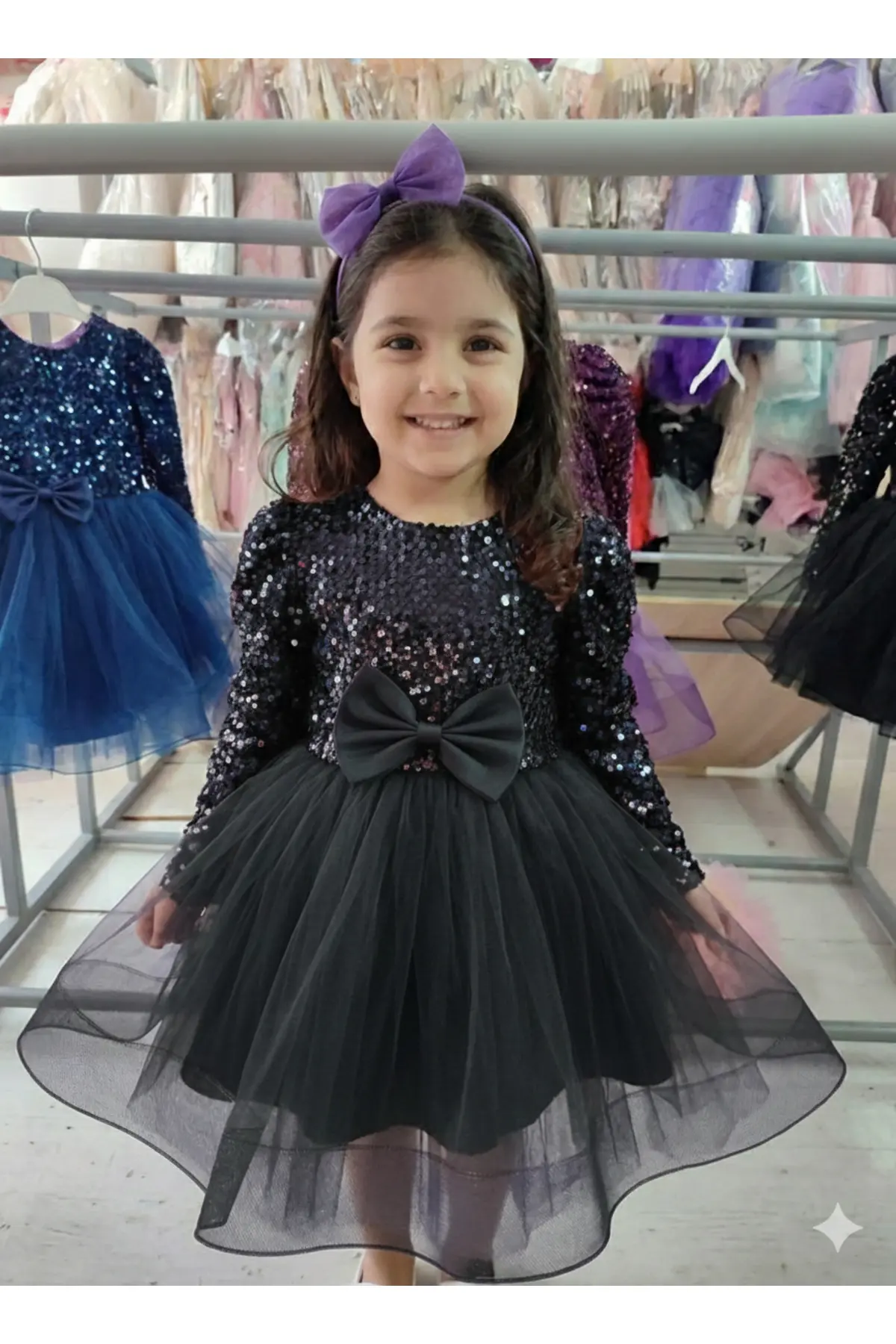 Kadife Payetli Uzun Kollu Kabarık Siyah Çocuk Abiye 2/12 yaş arası abiye