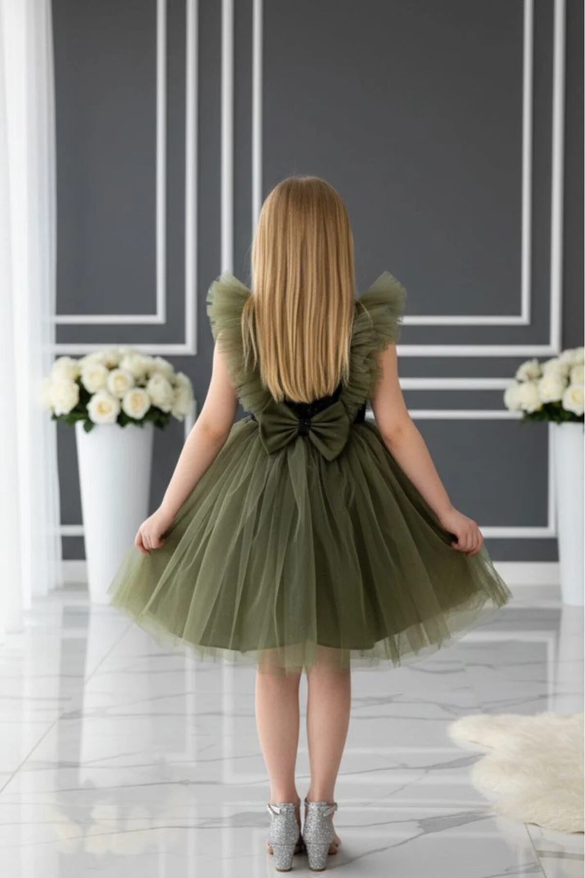 Haki Renk Simli Tüllü Çocuk Abiye