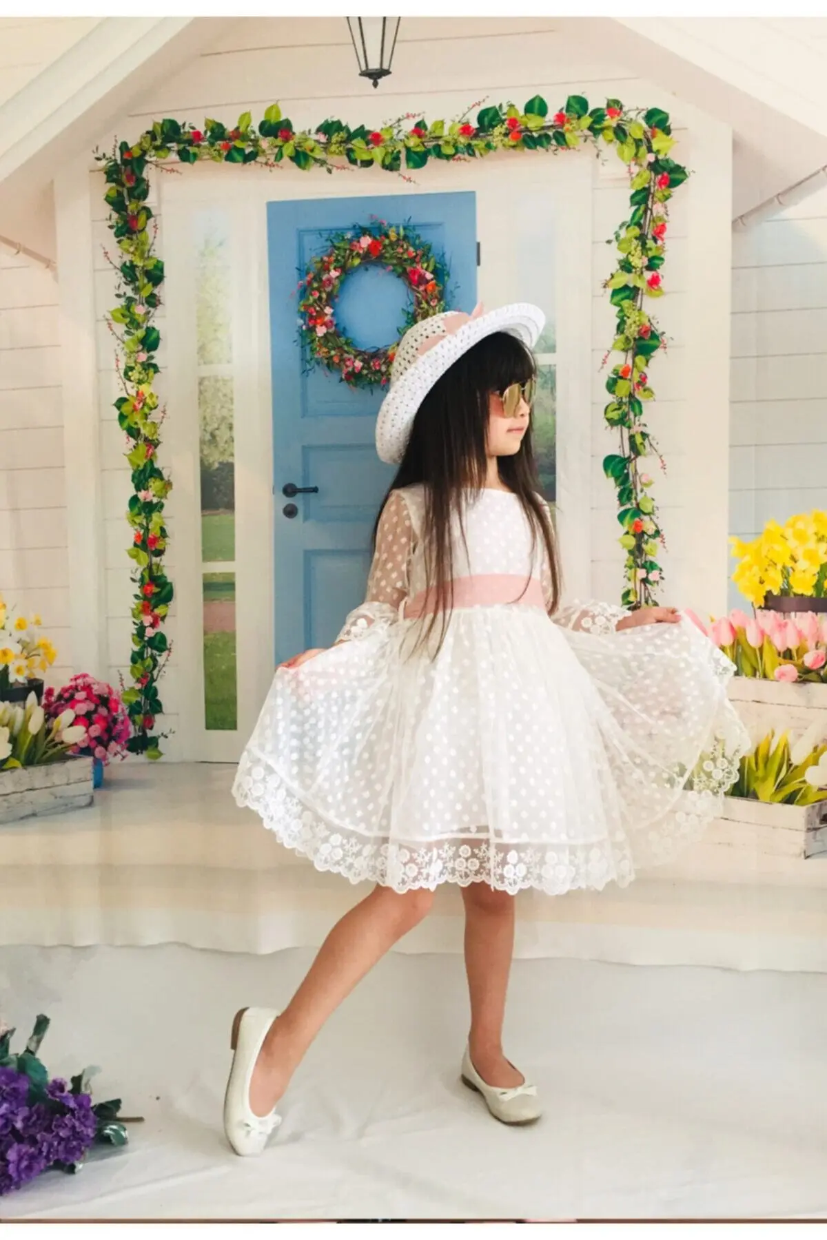 Şapkalı, Güpürlü, Prenses Model Kız Çocuk Elbisesi