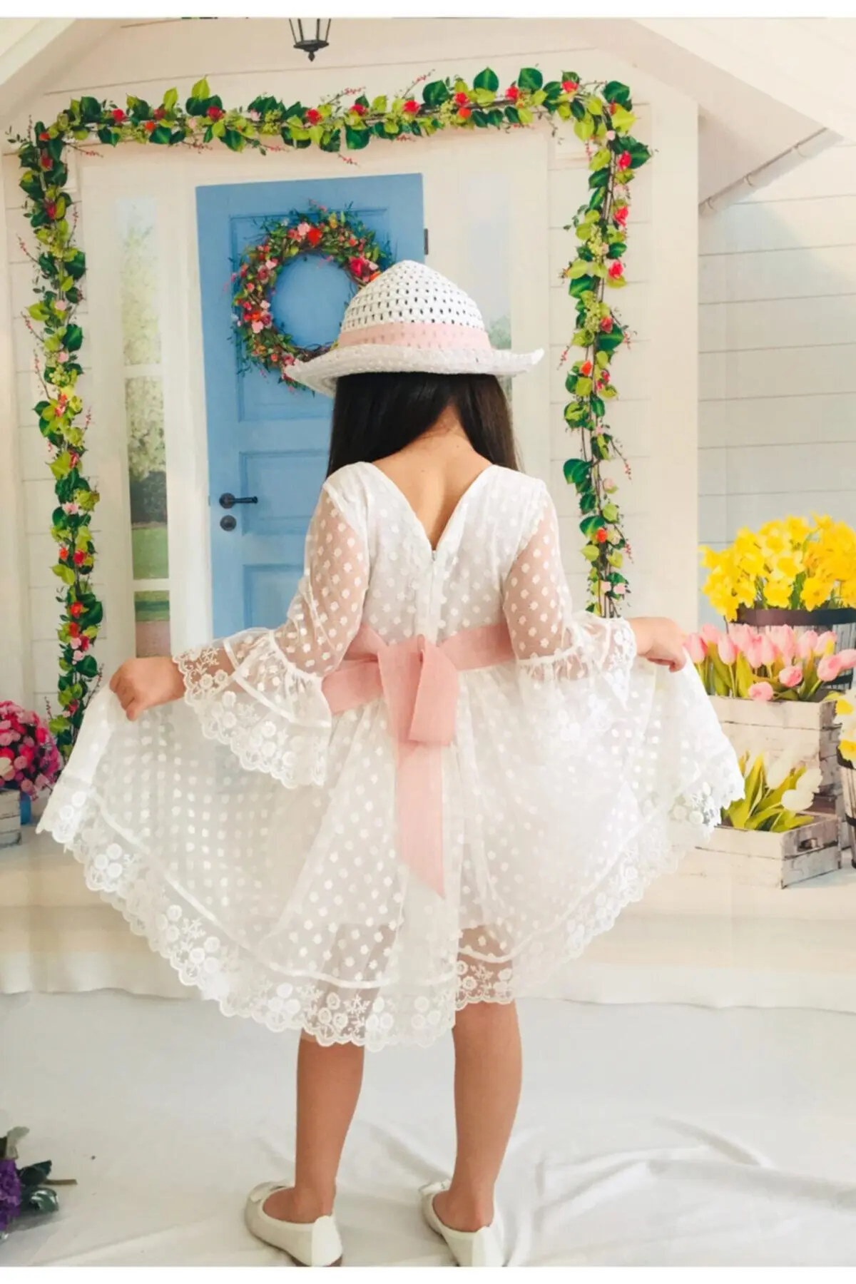 Şapkalı, Güpürlü, Prenses Model Kız Çocuk Elbisesi