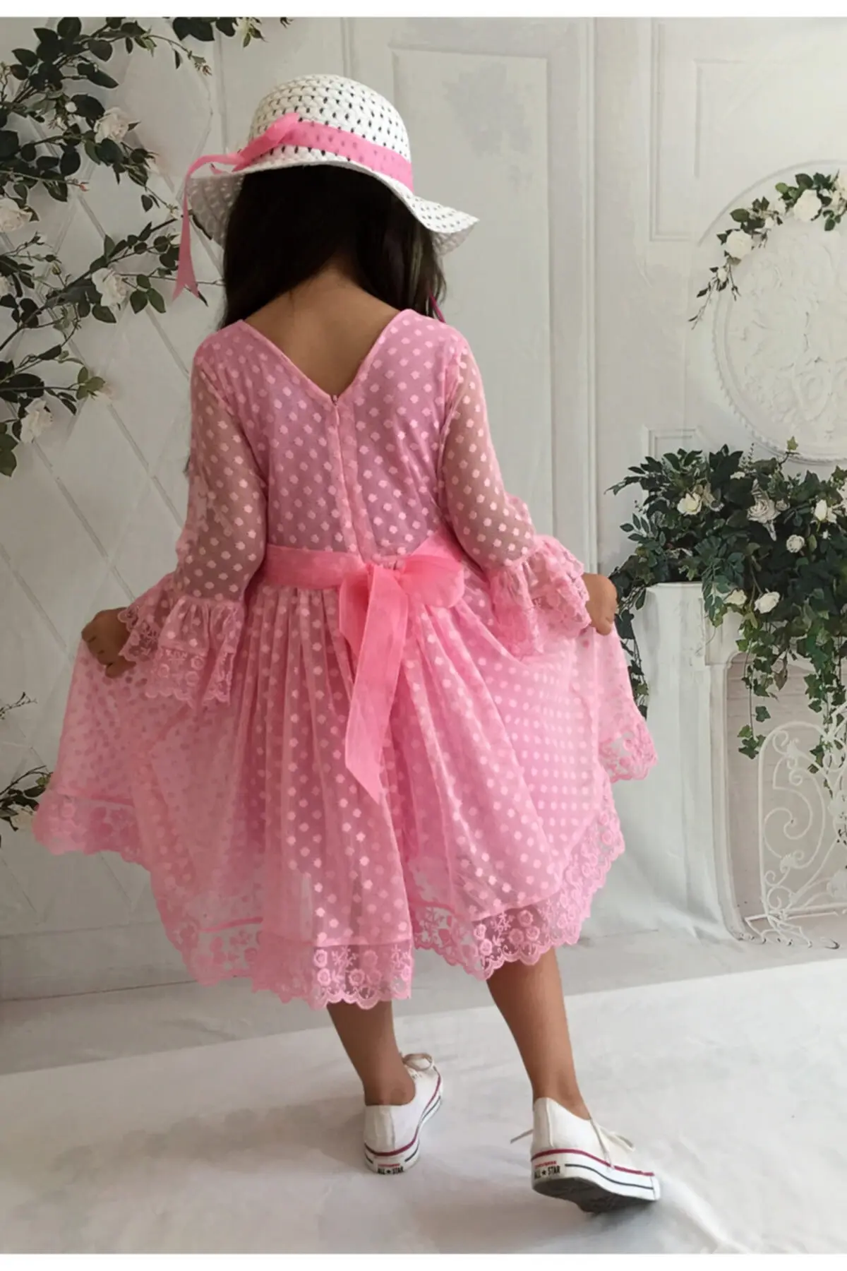 Şapkalı Güpürlü Prenses Model Kız Çoçuk Elbisesi