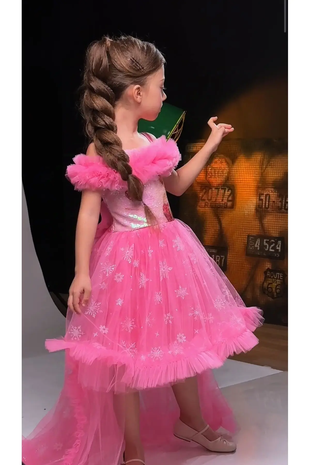 Elsa Pembe Simli Kuyruklu Tarz Parti Elbise Çocuk Abiye Elbisesi