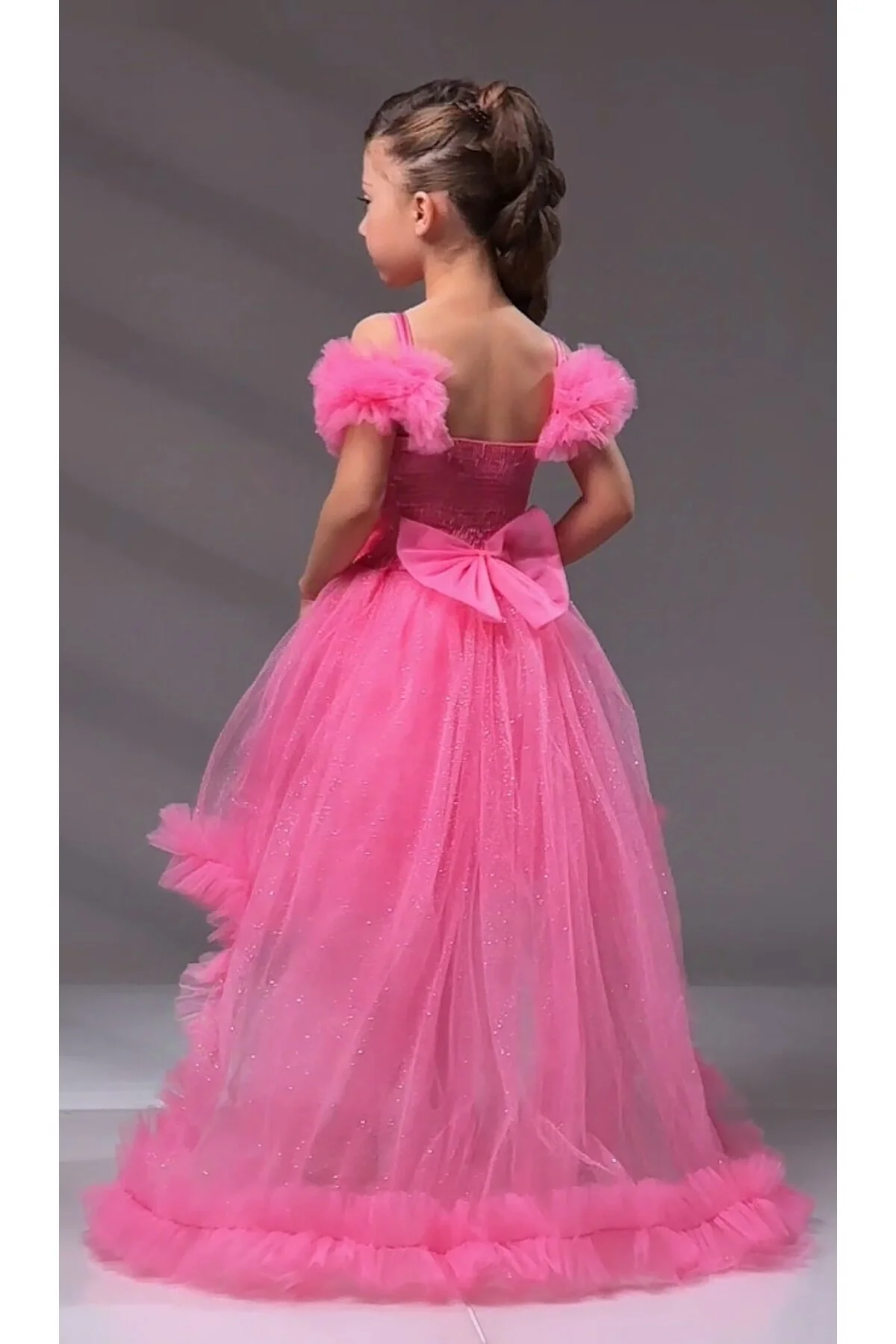 Pembe Renk Payetli Simli Kuyruklu Tarz Düğün Parti Çocuk Abiye Elbisesi