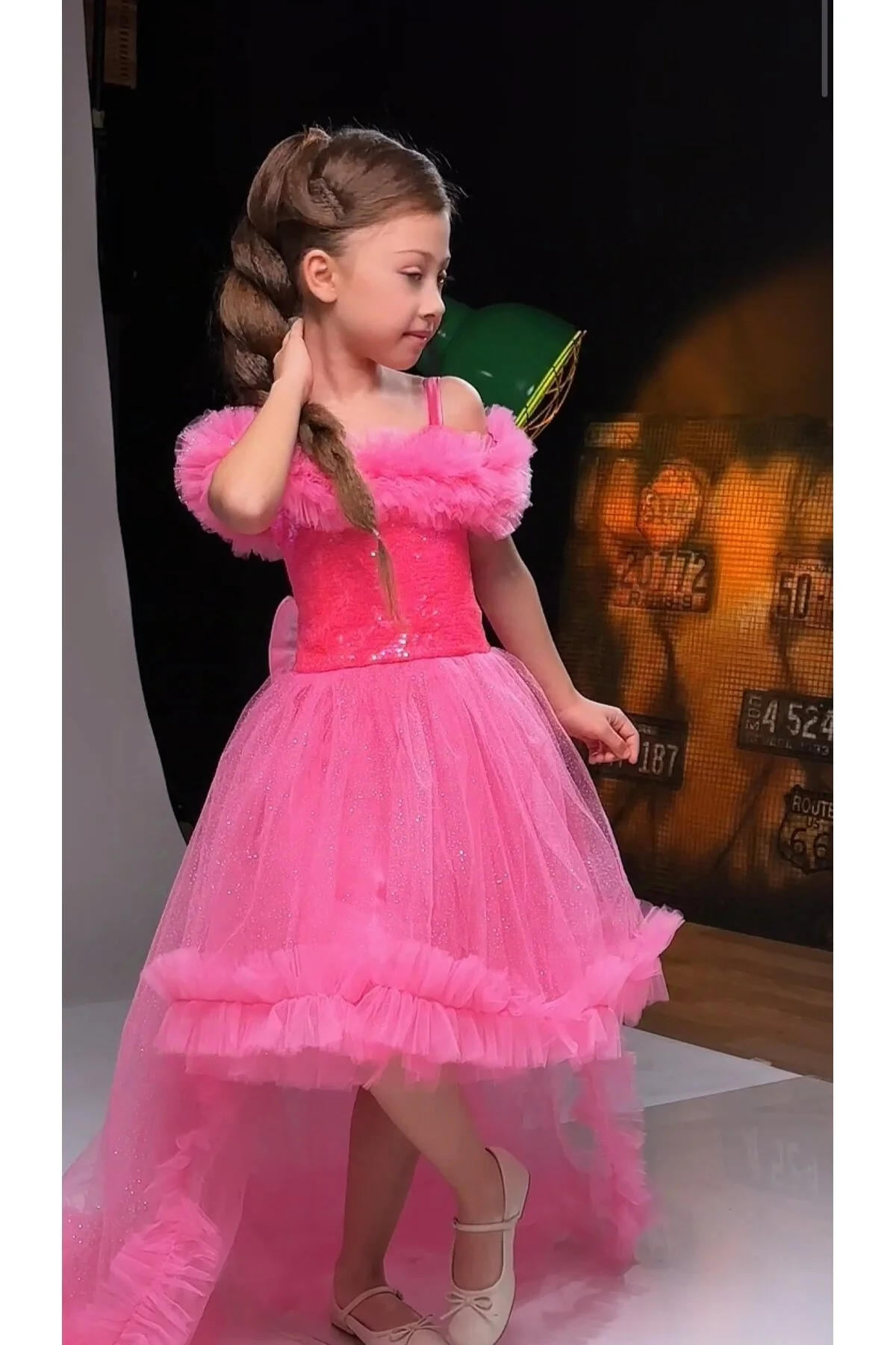 Pembe Renk Payetli Simli Kuyruklu Tarz Düğün Parti Çocuk Abiye Elbisesi