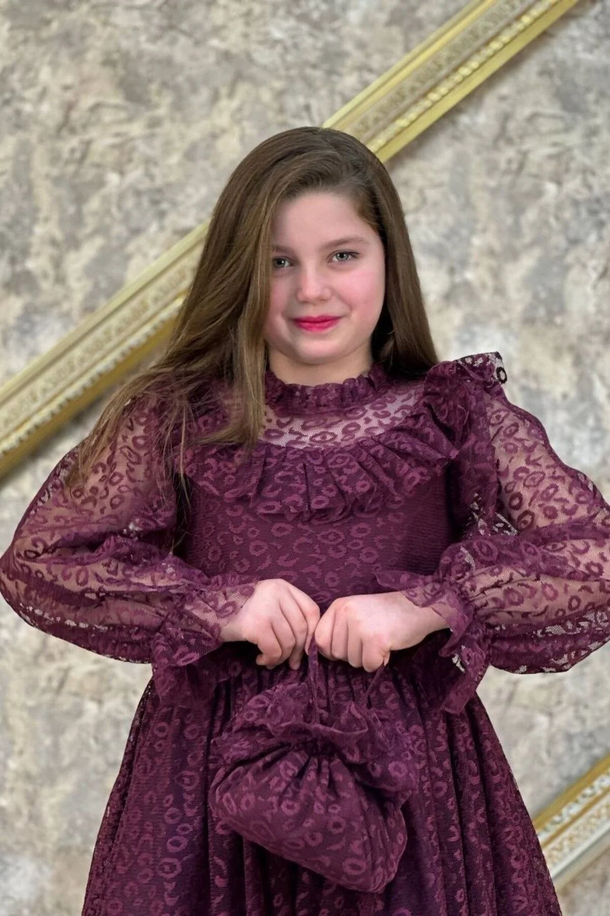 Mürdüm Çantalı Dantelli Tarz Çocuk Abiye