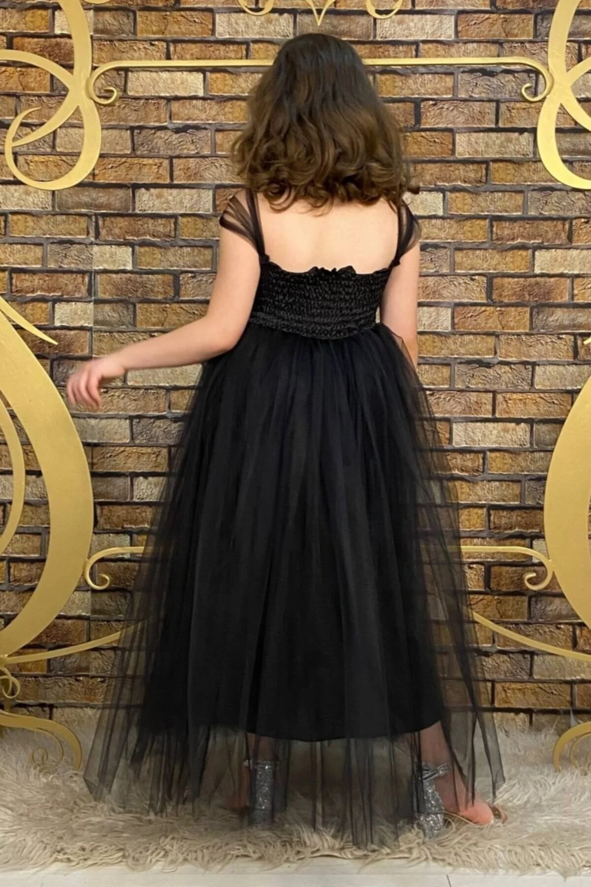 Siyah Beli Pul Detaylı Tam Boy Çocuk Abiye Gösteri ve Parti Elbisesi