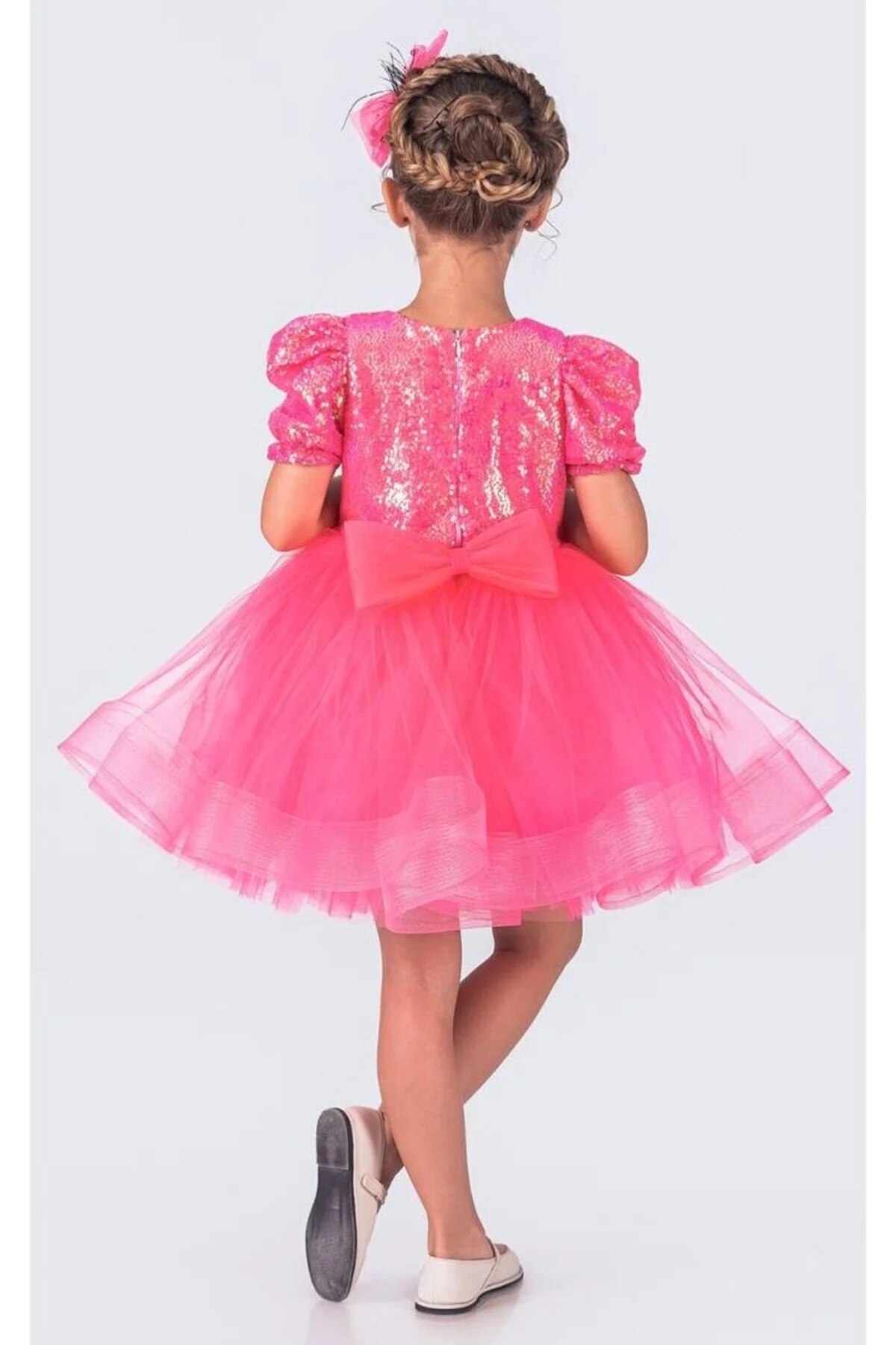 Pembe Payetli Kısa Kollu Balo Gösteri Kıyafeti 23 Nisan Çocuk Abiyesi